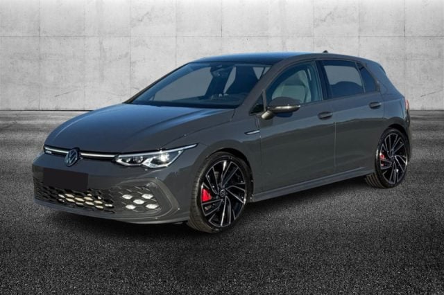 Volkswagen Golf 2.0 TDI DSG GTD, del 2023, 20.700 km, in vendita a Pieve Di Cento (BO)