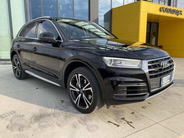 Audi Q5 40 TDI quattro S tronic Sport, del 2019, 254.000 km, in vendita a Pieve Di Cento (BO)