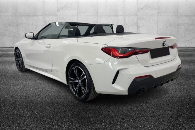 BMW 420 i Cabrio Msport - foto 3 di 4