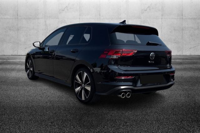 Volkswagen Golf 2.0 TDI DSG GTD - foto 3 di 4