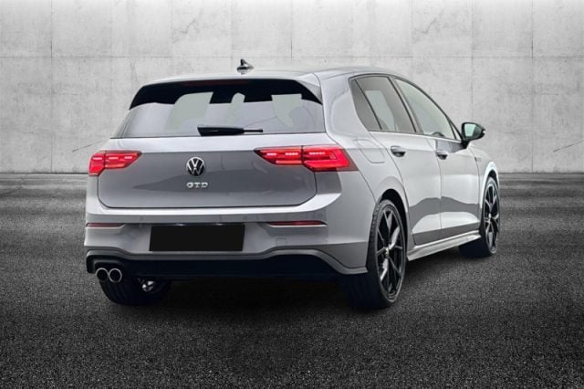 Volkswagen Golf 2.0 TDI DSG GTD - foto 3 di 4