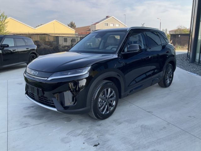 BYD Atto 2 DM-i 1.5 212 CV PHEV Boost - foto 3 di 4