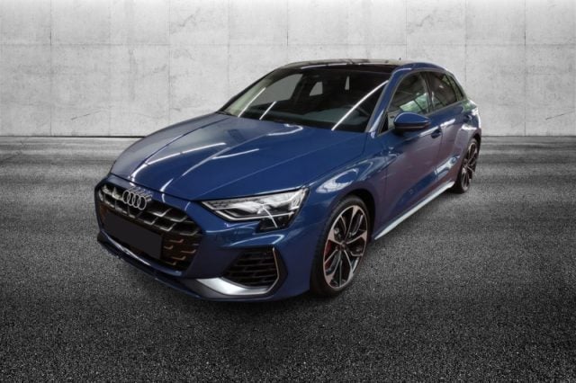 Audi S3 SPB TFSI quattro S tronic, del 2024, 10.600 km, in vendita a Pieve Di Cento (BO)