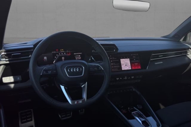 Audi S3 SPB TFSI quattro S tronic - foto 4 di 4
