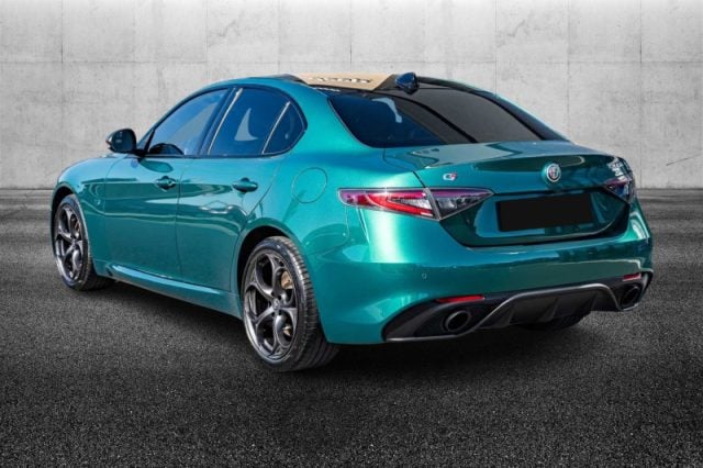 Alfa Romeo Giulia 2.2 Turbodiesel 210 CV AT8 AWD Q4 Tributo Italian - foto 4 di 4