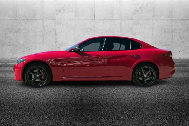 Alfa Romeo Giulia 2.0 Turbo 280 CV AT8 AWD Q4 Tributo Italiano - foto 3 di 4