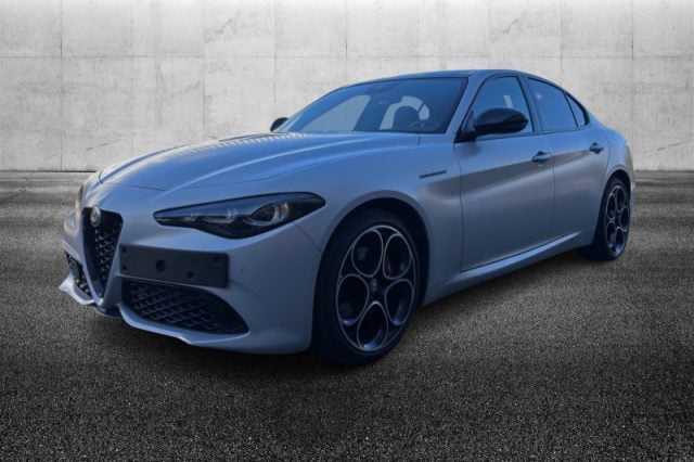 Alfa Romeo Giulia 2.2 Turbodiesel 210 CV AT8 AWD Q4 Competizione - foto 2 di 4