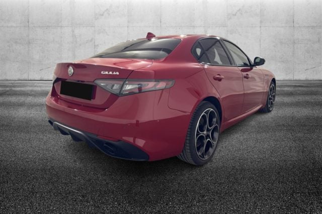 Alfa Romeo Giulia 2.0 Turbo 280 CV AT8 AWD Q4 Competizione - foto 3 di 4