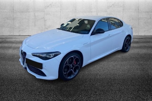 Alfa Romeo Giulia 2.0 Turbo 280 CV AT8 AWD Q4 Veloce, del 2023, 34.400 km, in vendita a Pieve Di Cento (BO)