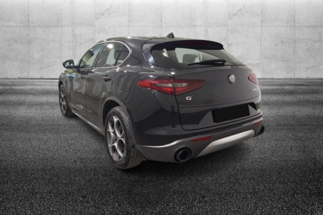 Alfa Romeo Stelvio 2.2 Turbodiesel 210 CV AT8 Q4 Ti - foto 2 di 4