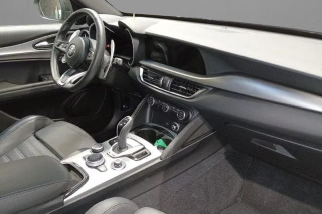 Alfa Romeo Stelvio 2.2 Turbodiesel 210 CV AT8 Q4 Veloce - foto 4 di 4