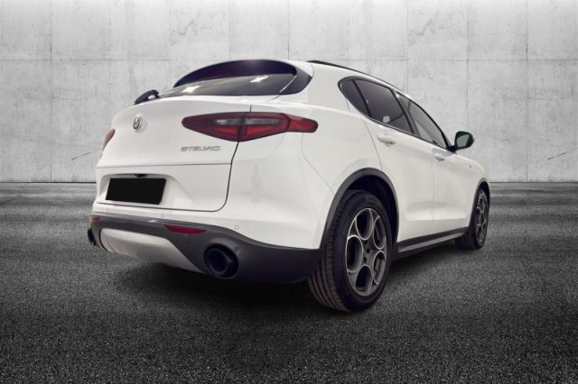 Alfa Romeo Stelvio 2.2 Turbodiesel 210 CV AT8 Q4 Ti - foto 2 di 4