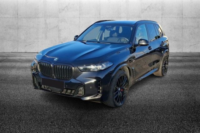 BMW X5 xDrive30d 48V Msport Pro, del 2025, 41.400 km, in vendita a Pieve Di Cento (BO)