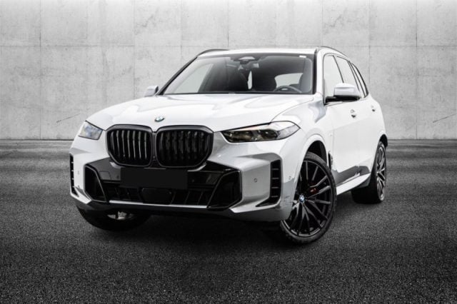 BMW X5 xDrive30d 48V Msport Pro, del 2023, 35.400 km, in vendita a Pieve Di Cento (BO)