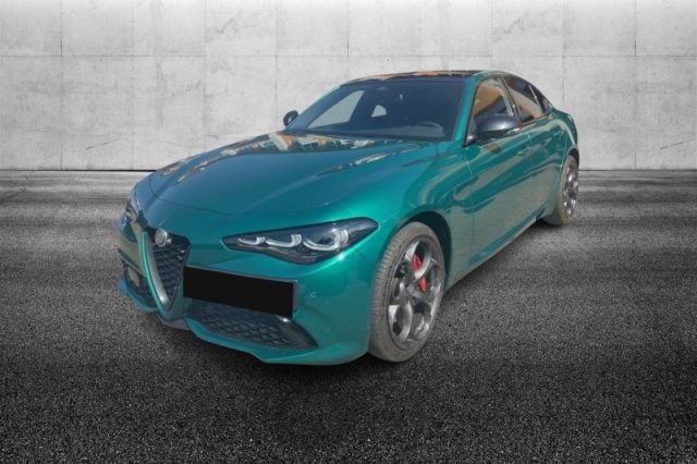 Alfa Romeo Giulia 2.0 Turbo 280 CV AT8 AWD Q4 Competizione, del 2024, 22.300 km, in vendita a Pieve Di Cento (BO)