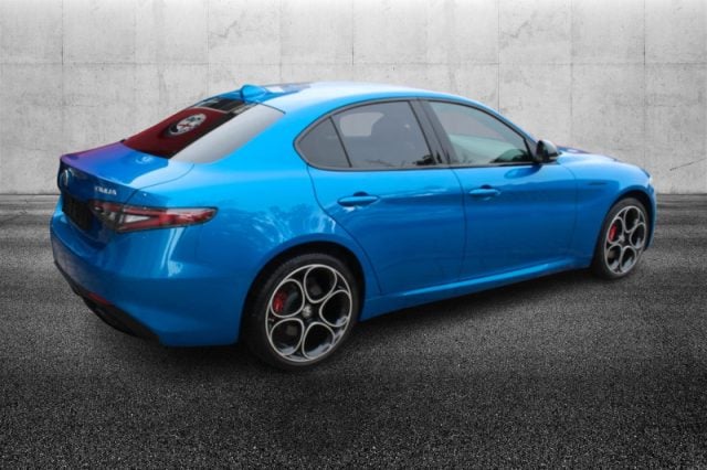 Alfa Romeo Giulia 2.0 Turbo 280 CV AT8 AWD Q4 Competizione - foto 3 di 4