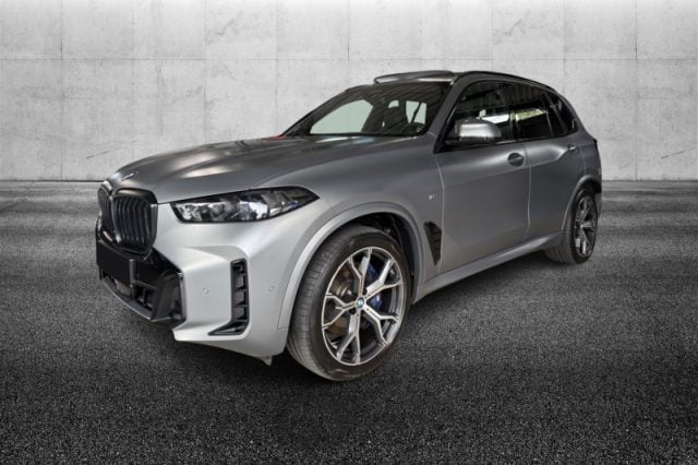 BMW X5 xDrive30d 48V Msport Pro, del 2024, 49.999 km, in vendita a Pieve Di Cento (BO)