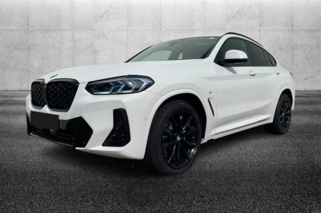 BMW X4 xDrive20d 48V Msport, del 2024, 46.800 km, in vendita a Pieve Di Cento (BO)