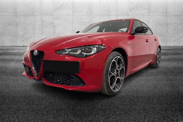 Alfa Romeo Giulia 2.0 Turbo 280 CV AT8 AWD Q4 Veloce, del 2023, 16.500 km, in vendita a Pieve Di Cento (BO)
