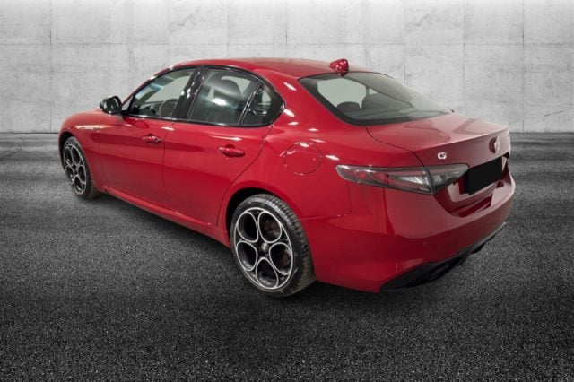 Alfa Romeo Giulia 2.0 Turbo 280 CV AT8 AWD Q4 Veloce - foto 2 di 4