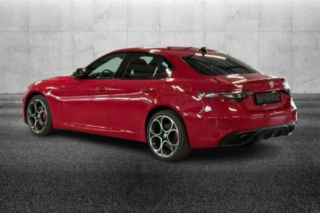 Alfa Romeo Giulia 2.0 Turbo 280 CV AT8 AWD Q4 Veloce - foto 4 di 4