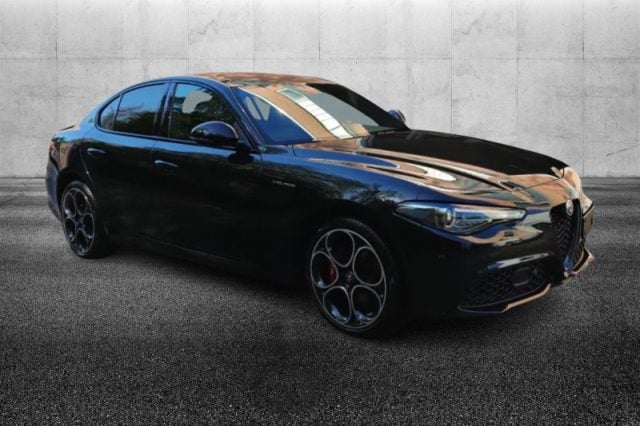 Alfa Romeo Giulia 2.0 Turbo 280 CV AT8 AWD Q4 Veloce, del 2022, 66.200 km, in vendita a Pieve Di Cento (BO)