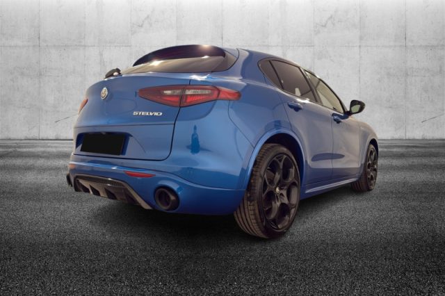 Alfa Romeo Stelvio 2.2 Turbodiesel 210 CV AT8 Q4 Veloce - foto 2 di 4