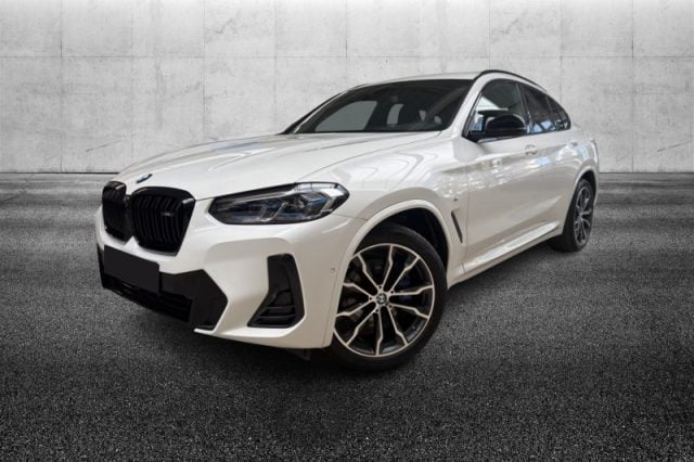 BMW X4 xDriveM40d 48V, del 2023, 44.600 km, in vendita a Pieve Di Cento (BO)