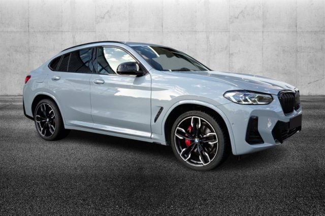 BMW X4 xDriveM40d 48V, del 2022, 33.999 km, in vendita a Pieve Di Cento (BO)