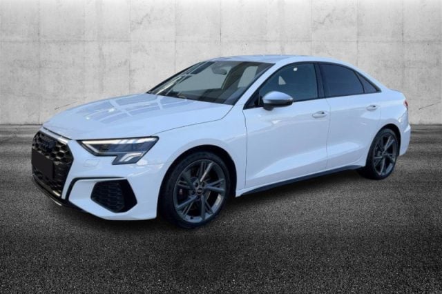 Audi S3 Sedan TFSI 310 CV quattro S tronic, del 2023, 56.999 km, in vendita a Pieve Di Cento (BO)