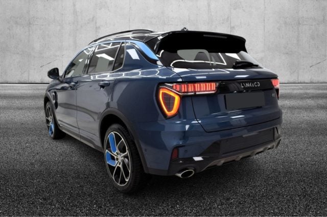 Lynk & Co 1 PHEV - foto 3 di 4