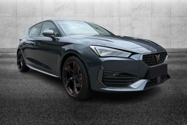 CUPRA Leon 2.0 TSI 190 CV DSG, del 2023, 49.999 km, in vendita a Pieve Di Cento (BO)