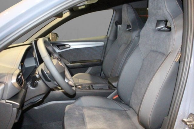 CUPRA Leon 2.0 TSI 300 CV DSG VZ - foto 4 di 4
