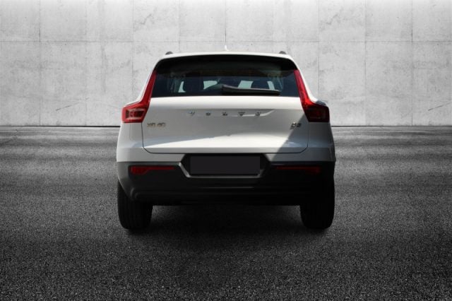 Volvo XC40 D3 Geartronic Momentum Core - foto 4 di 4