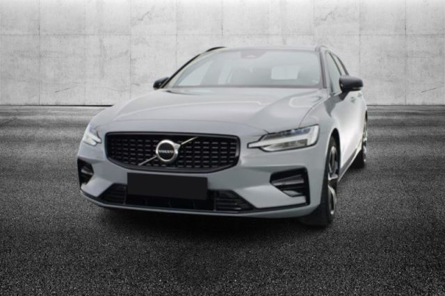 Volvo V60 B4 (d) automatico Plus Dark - foto 2 di 4