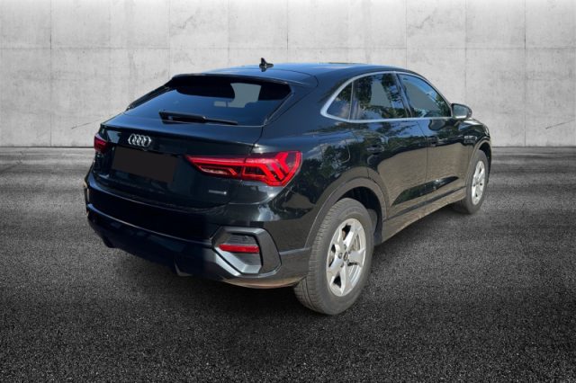 Audi Q3 SPB 40 TDI quattro S tronic - foto 3 di 4
