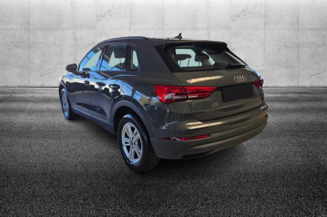 Audi Q3 35 TDI S tronic - foto 4 di 4