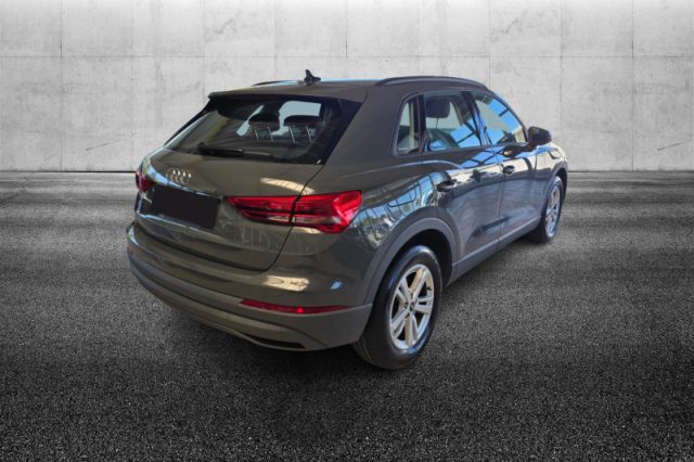Audi Q3 35 TDI S tronic - foto 3 di 4
