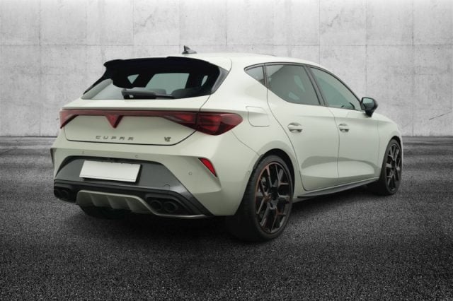 CUPRA Leon 2.0 TSI 300 CV DSG VZ - foto 4 di 4