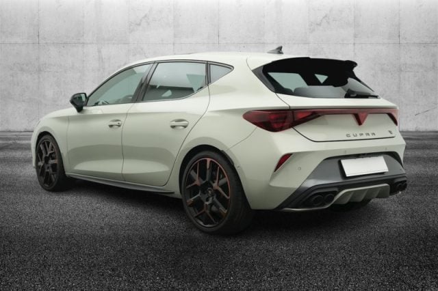 CUPRA Leon 2.0 TSI 300 CV DSG VZ - foto 3 di 4