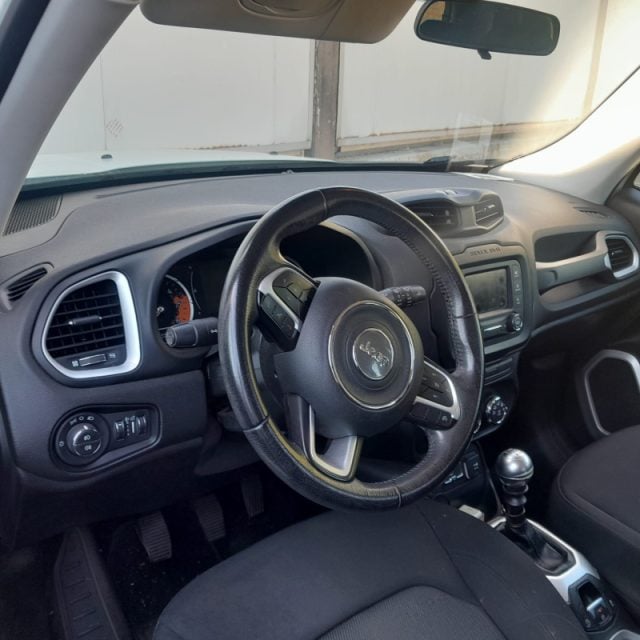 Jeep Renegade 1.6 Mjt 120 CV Longitude - foto 4 di 4