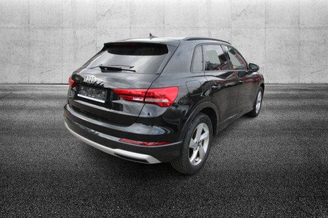 Audi Q3 35 TDI S tronic - foto 3 di 4