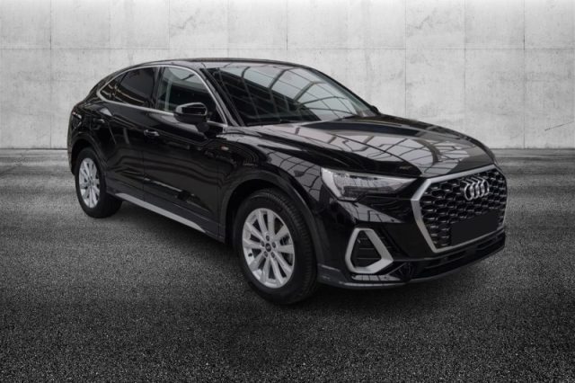 Audi Q3 SPB 35 TFSI S tronic S line edition - foto 2 di 4