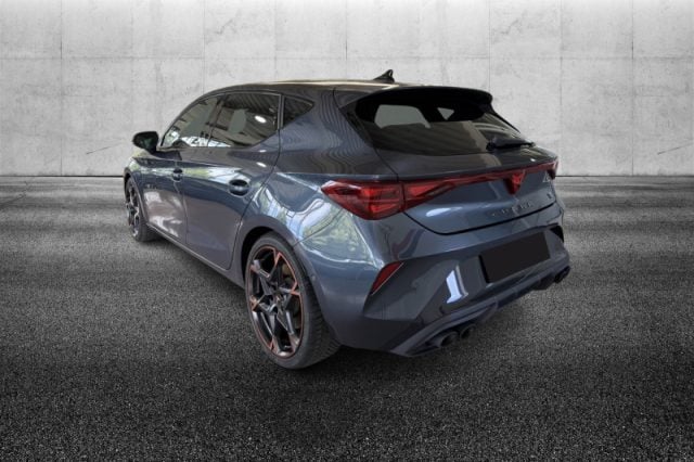 CUPRA Leon 2.0 TSI 300 CV DSG VZ - foto 3 di 4