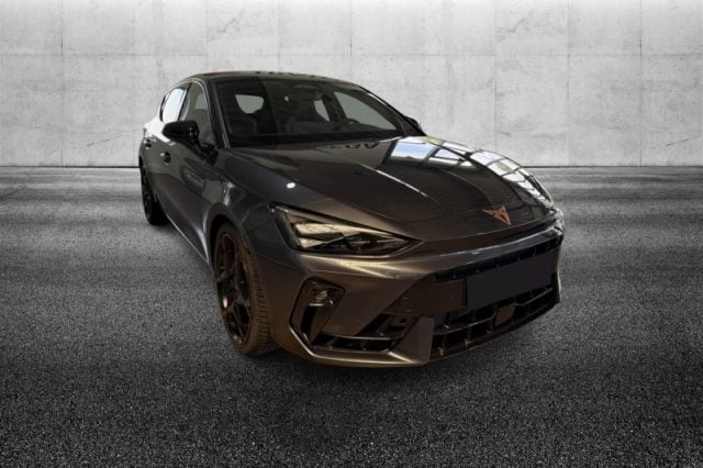 CUPRA Leon 2.0 TSI 300 CV DSG VZ - foto 2 di 4