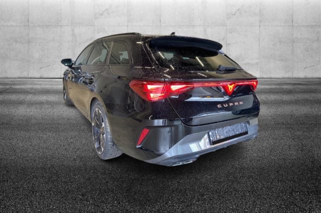 CUPRA Leon Sportstourer 2.0 TDI 150 CV DSG - foto 2 di 4