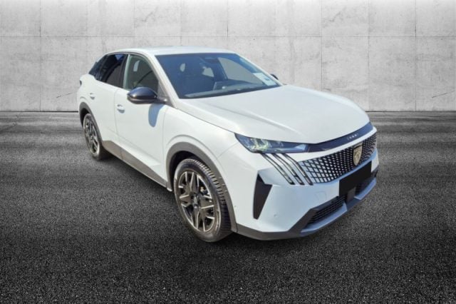 Peugeot 3008 Hybrid 145 e-DCS6 Allure - foto 2 di 4