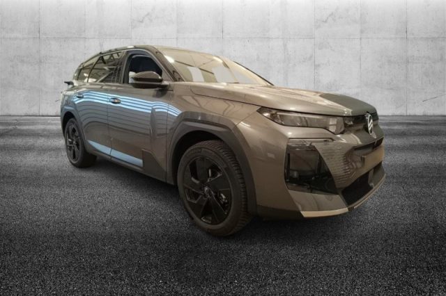 Citroen C5 Aircross Hybrid 145 CV e-DCS6 Plus - foto 2 di 4