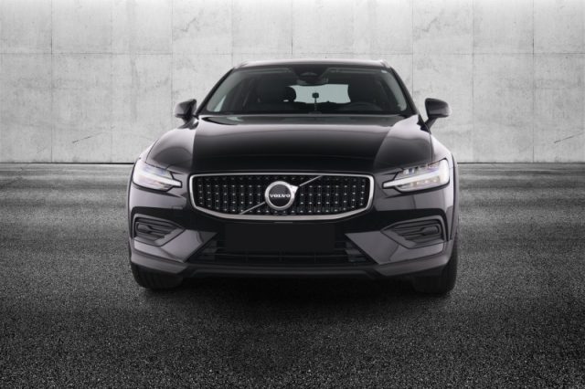 Volvo V60 Cross Country B4 (d) AWD automatico Plus - foto 3 di 4