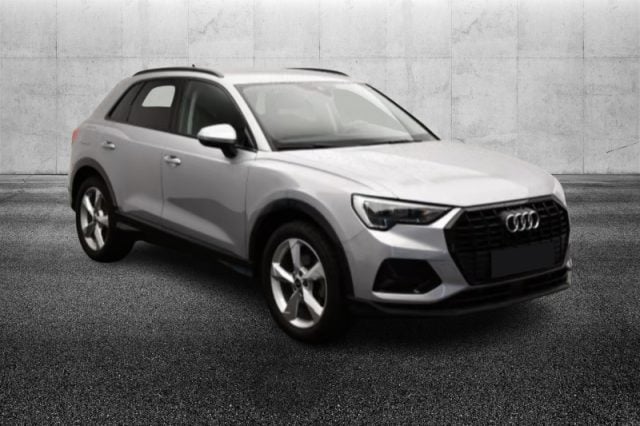 Audi Q3 35 TFSI S tronic Business Advanced, del 2022, 28.500 km, in vendita a Pieve Di Cento (BO)